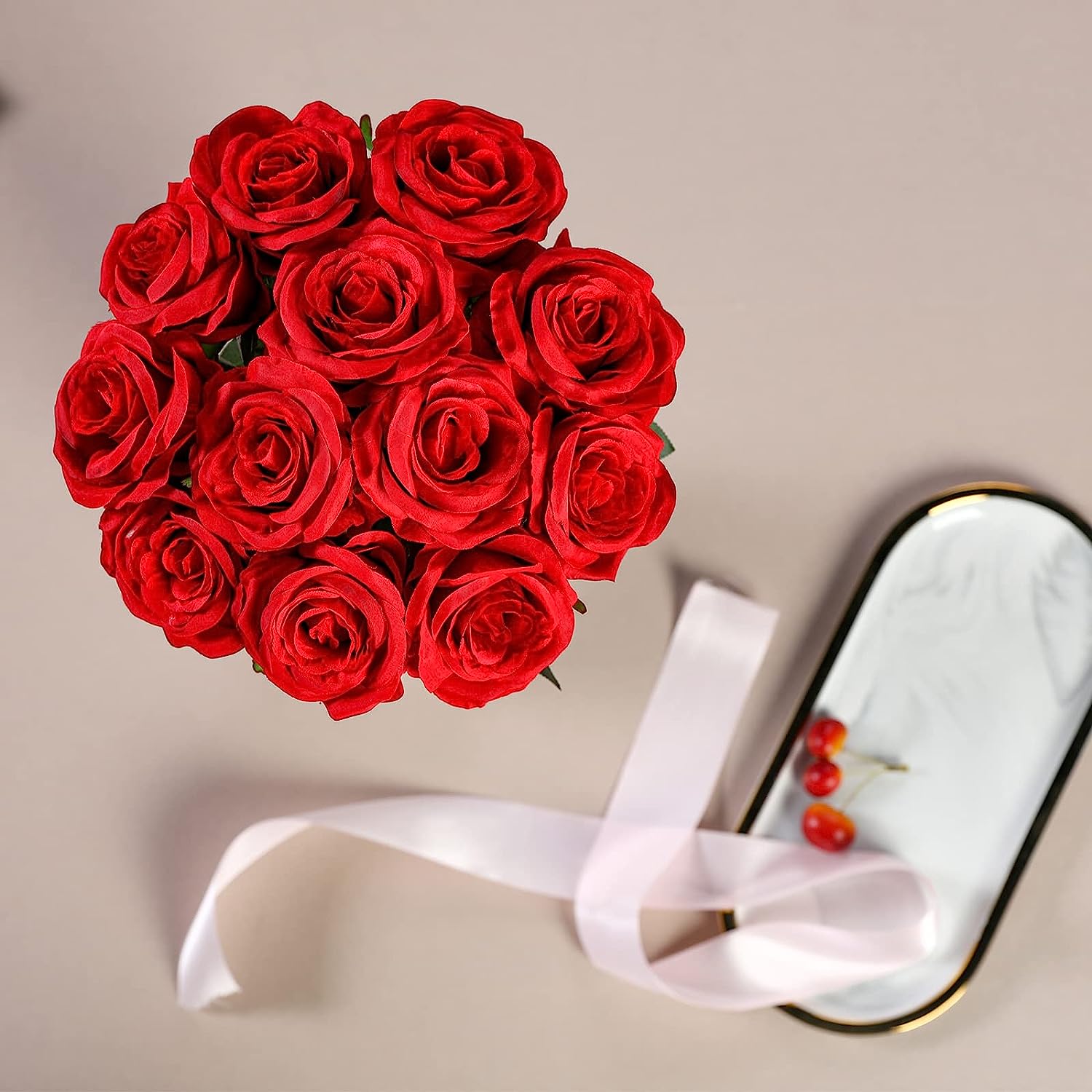 باقة من 12 وردة حمراء اصطناعية - مراجعة Florist Supply Bulk وسعره